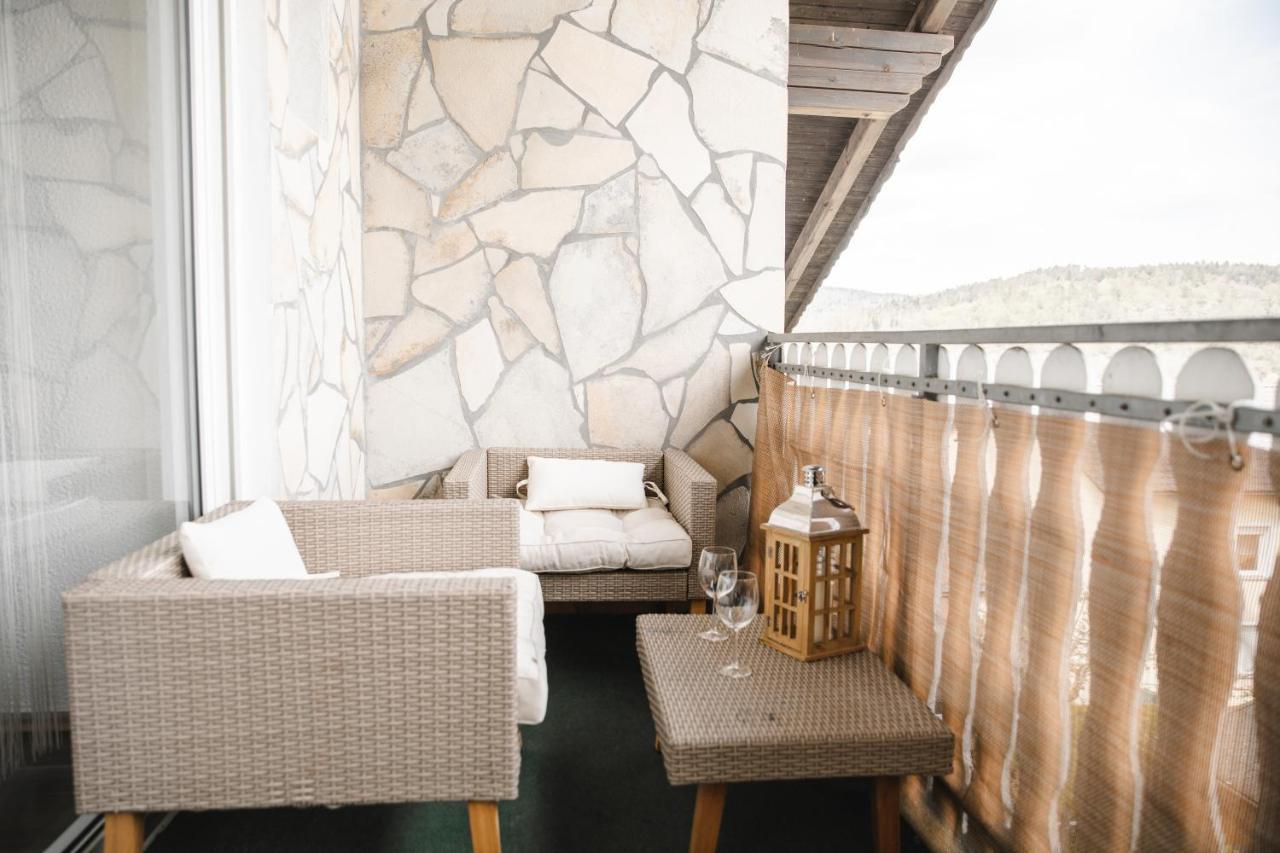 Modernes Apartment Mit Top Ausstattung Und Kamin Im Oberpfaelzer Seenland Nittenau Buitenkant foto