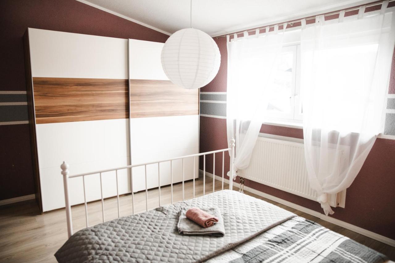 Modernes Apartment Mit Top Ausstattung Und Kamin Im Oberpfaelzer Seenland Nittenau Buitenkant foto