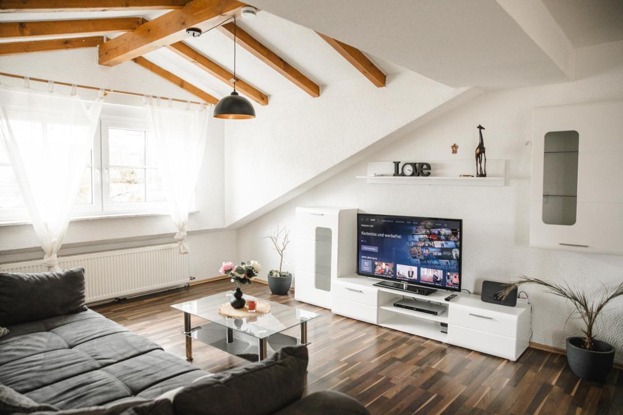 Modernes Apartment Mit Top Ausstattung Und Kamin Im Oberpfaelzer Seenland Nittenau Buitenkant foto